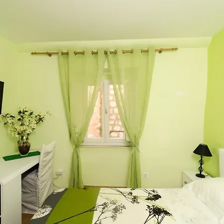 Little Star * دوبروفينك