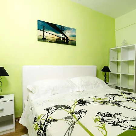 Little Star Apartment *